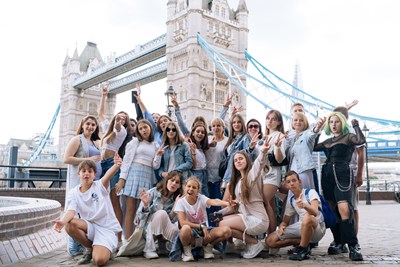 Дитячий табір Англійські канікули «Все включено» Learning For Pleasure Осінь 2024 Великобританія/Вокінгем