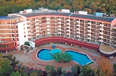 Дитячий табір ММЦ Сонячне Місто на базі готелю Berlin Green Park Болгарія/Золоті Піски